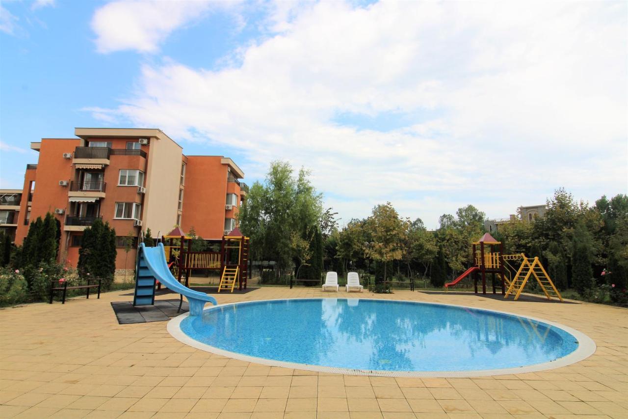 Holiday-Orchid Menada Apartments Slantschew brjag Exterior foto